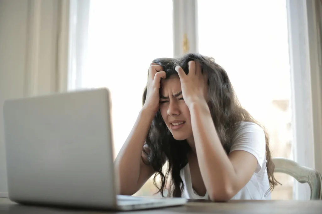 10 erros de UX que estão matando sua conversão (e como corrigir)